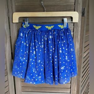 Girl’s Hanna Andersson Wonder Woman Tulle Skirt in Size 5 (110cm)